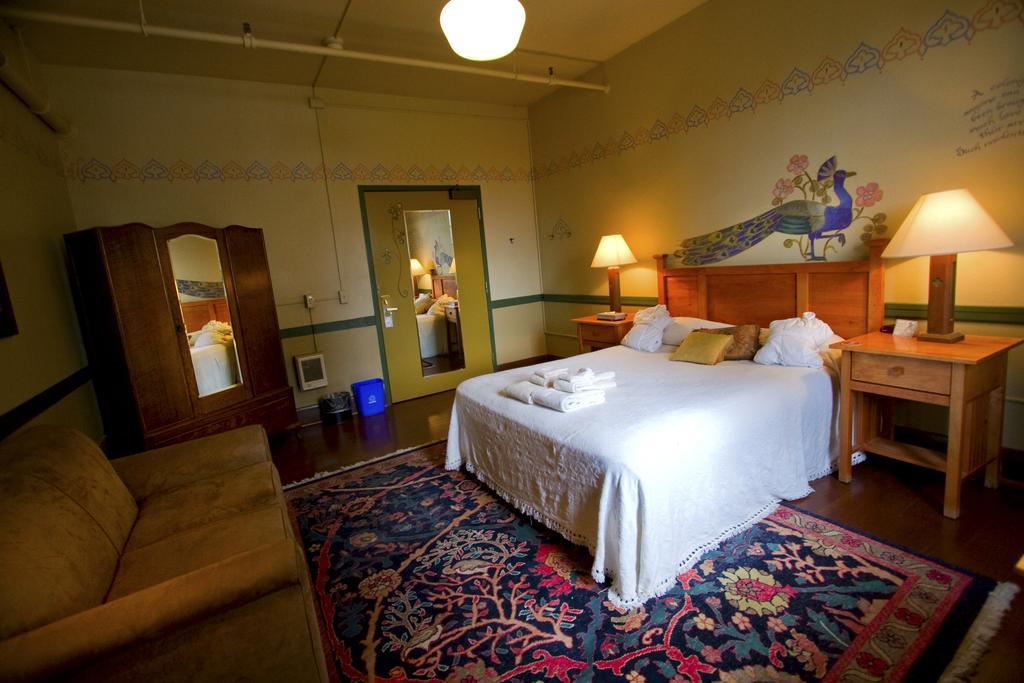 ホテル Mcmenamins Edgefield トラウトデール 部屋 写真