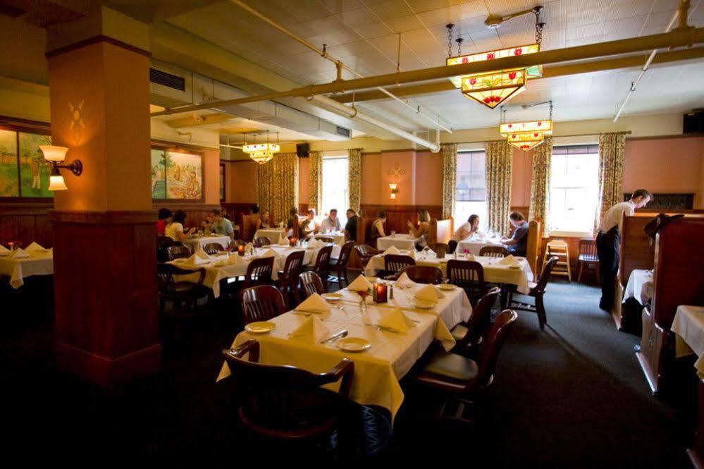 ホテル Mcmenamins Edgefield トラウトデール エクステリア 写真