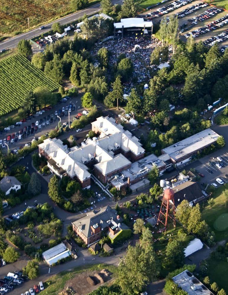 ホテル Mcmenamins Edgefield トラウトデール エクステリア 写真