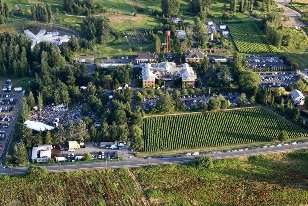 ホテル Mcmenamins Edgefield トラウトデール エクステリア 写真